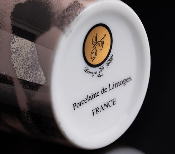 Porcelaine de Limoges fabriquée en France, symbole de savoir-faire